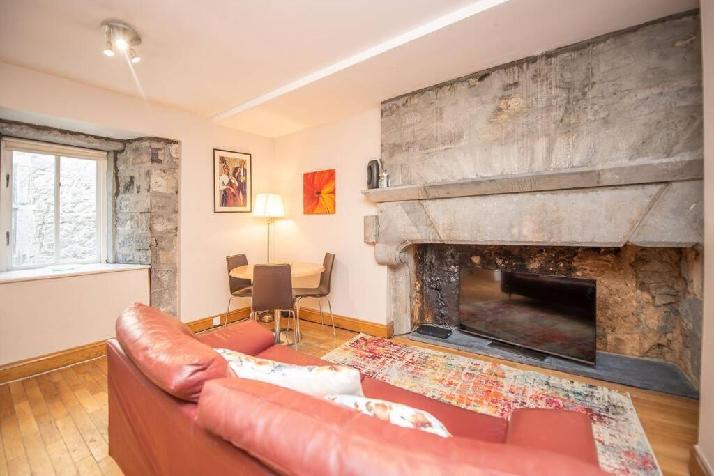 Ferienwohnung Latin Quarter Luxury Galway Exterior foto