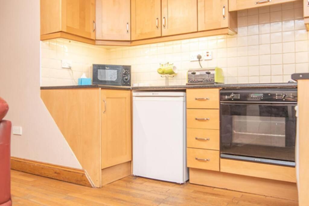 Ferienwohnung Latin Quarter Luxury Galway Exterior foto